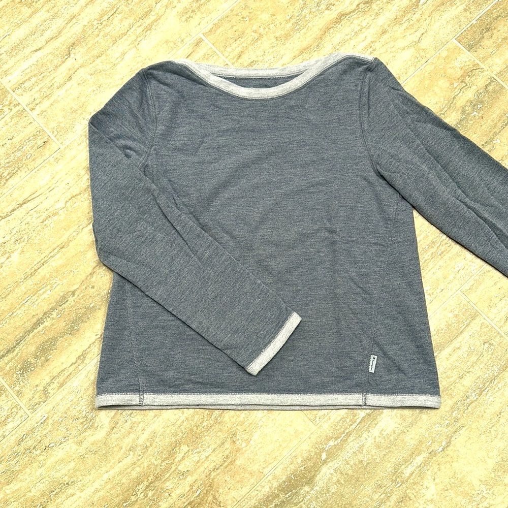 Champion heathered blue sweatshirt - size M